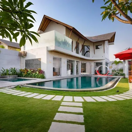 Villa Miro - Luxury, 3 Bed, Central Seminyak