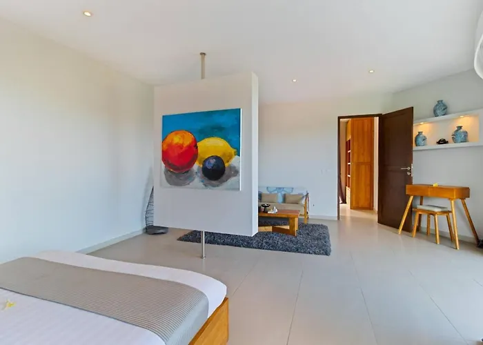 Miro - Luxury, 3 Bed, *
