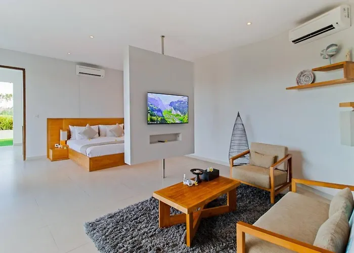 Miro - Luxury, 3 Bed, Villa Seminyak (Bali)
