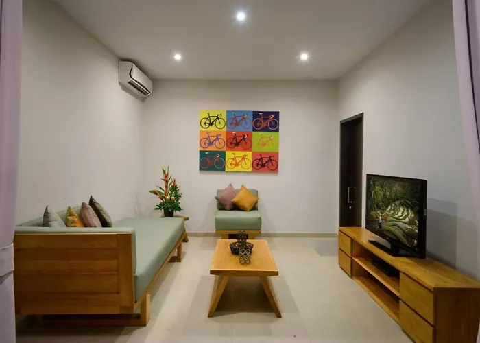 Miro - Luxury, 3 Bed, Villa Seminyak (Bali)