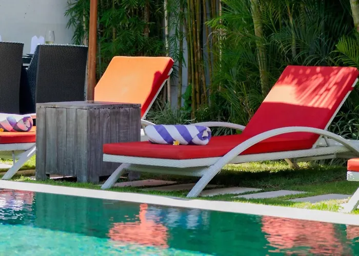 Miro - Luxury, 3 Bed, * Seminyak (Bali)