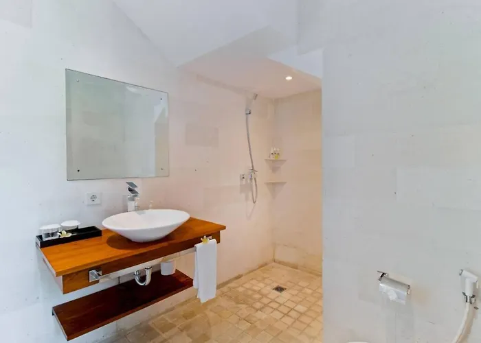 Miro - Luxury, 3 Bed, Villa Seminyak (Bali)