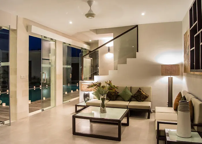 Miro - Luxury, 3 Bed, * Seminyak (Bali)